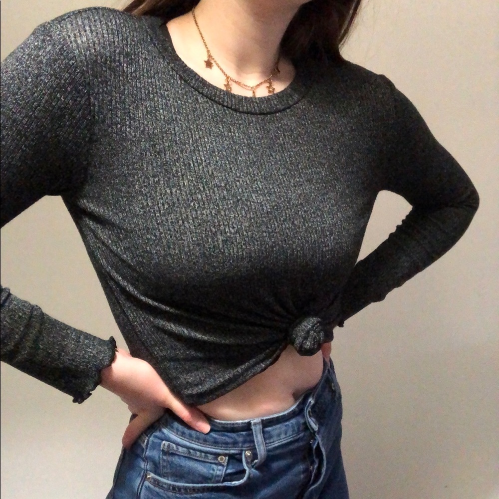 Ribbed lettuce hem long sleeve